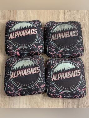 Alphabags Spitfire 93-100 ACL Corn hole Bean Bags Black with Pink & Splatter